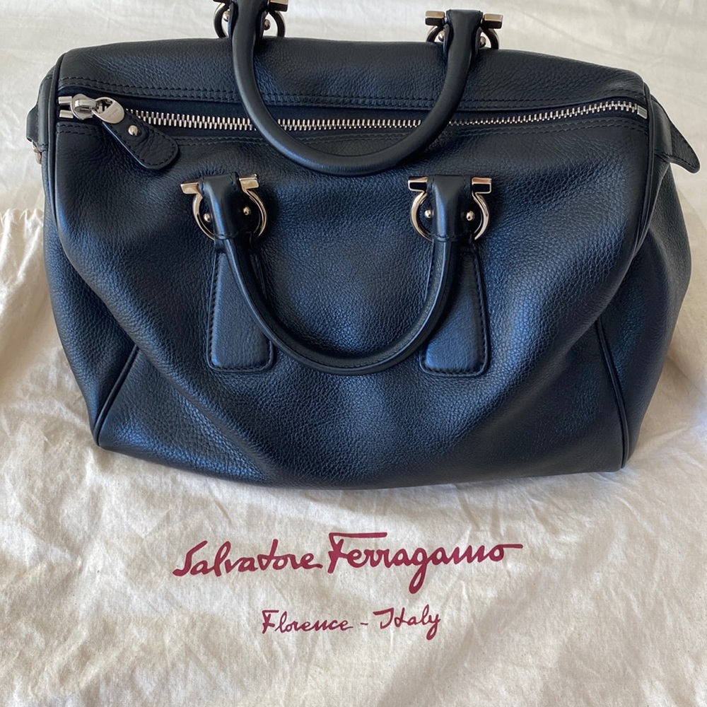 Salvatore Ferragamo black leather doctors handle bag